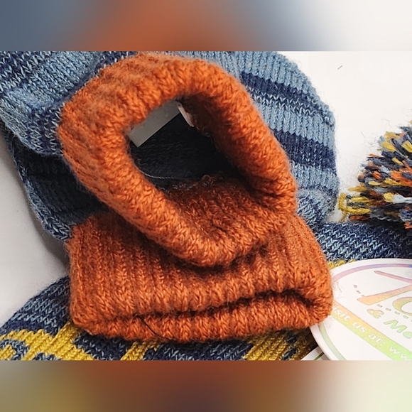 Toby & Me Toddler Knit Hat With Matching Mittens Dump Truck Design - Picture 5 of 10